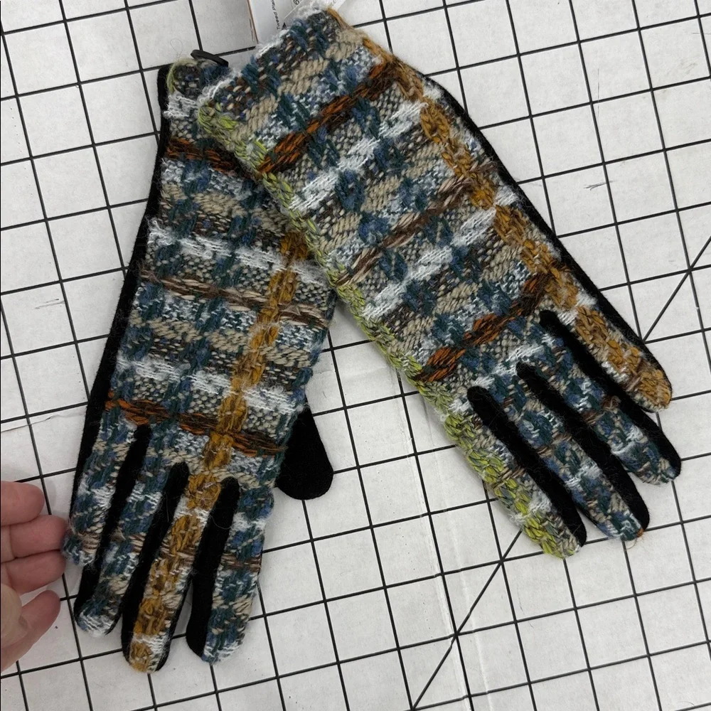 Coco + Carmen colorful Tweed plaid touchscreen Gloves OS